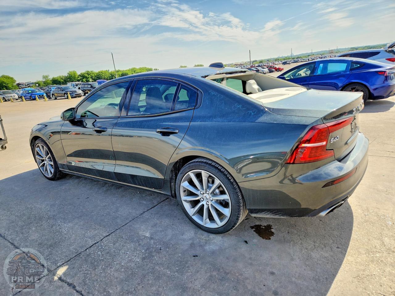 2020 VOLVO S60 — фото 2