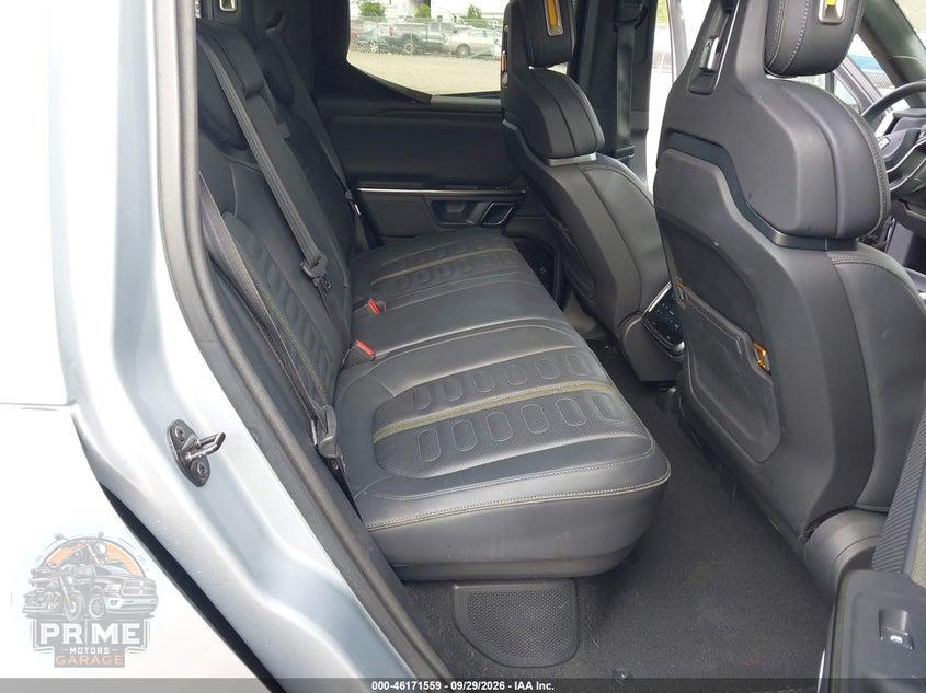 2023 RIVIAN R1T ADVENTURE/ADVENTURE DUAL MOTOR LARGE PACK/ADVENTURE DUAL MOTOR MAX PACK — фото 8