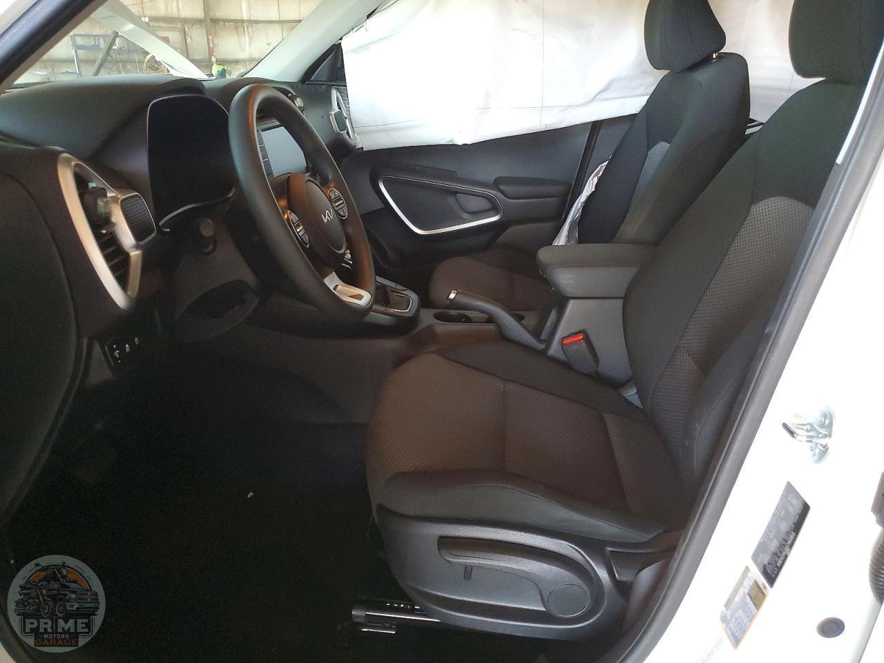 2025 KIA SOUL — фото 13