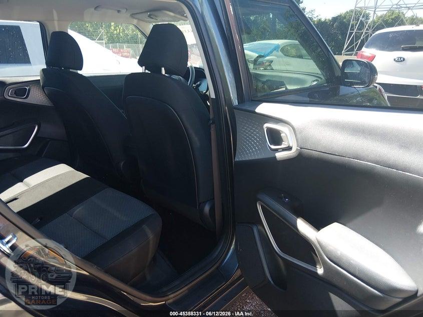 2024 KIA SOUL LX — фото 8