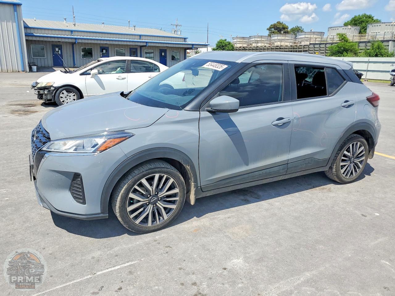 2022 NISSAN KICKS — фото 1