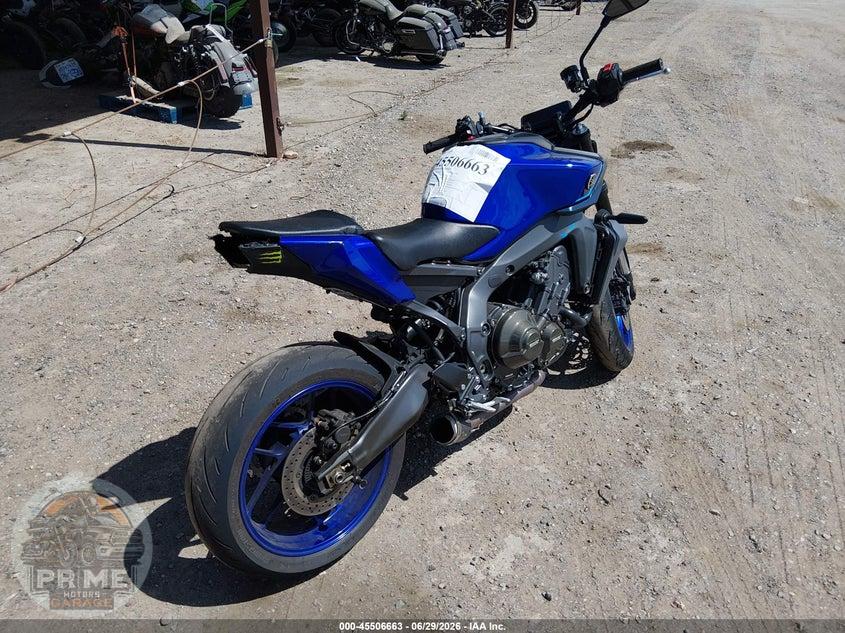 2025 YAMAHA MT09 C — фото 4