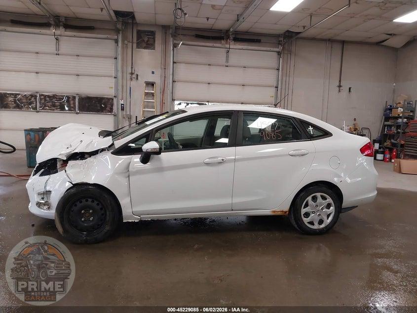 2013 FORD FIESTA SE — фото 15