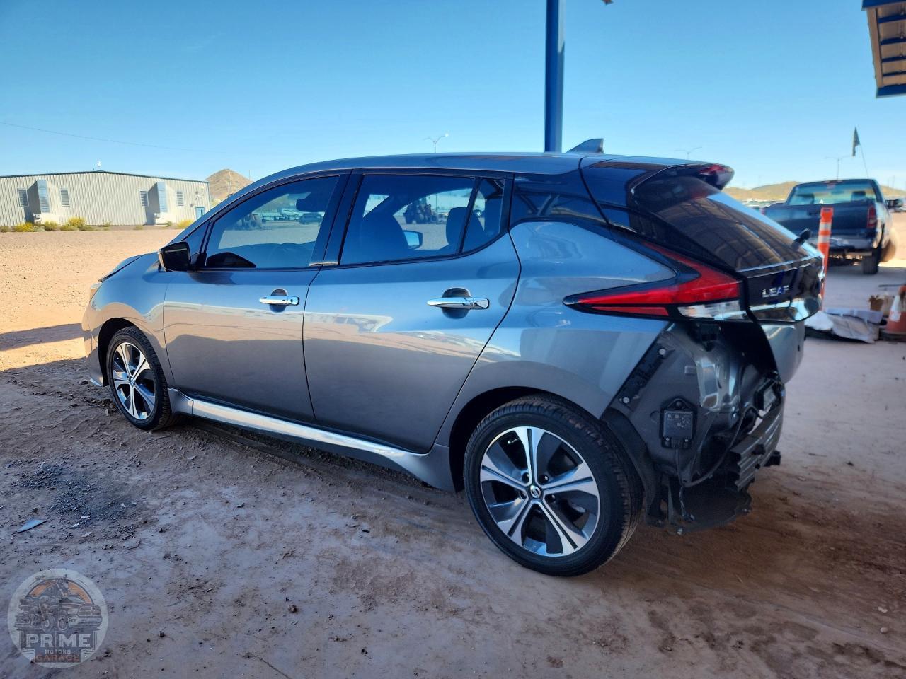 2022 NISSAN LEAF — фото 1