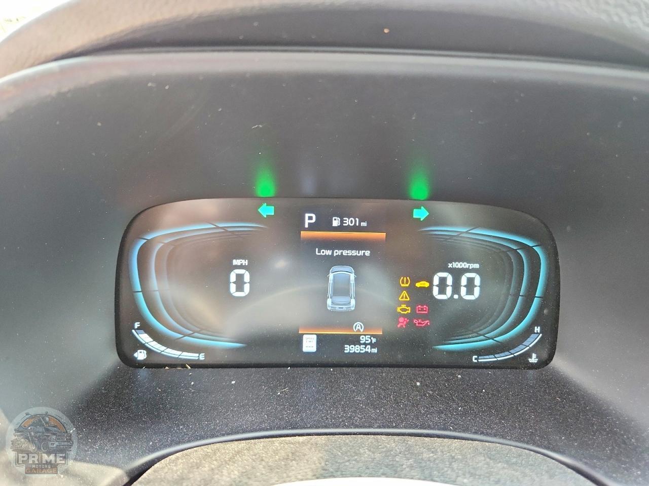 2025 KIA SOUL — фото 9