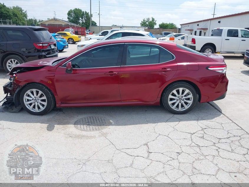 2018 TOYOTA CAMRY LE — фото 15