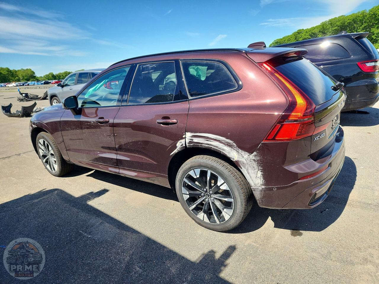 2026 VOLVO XC60 — фото 5