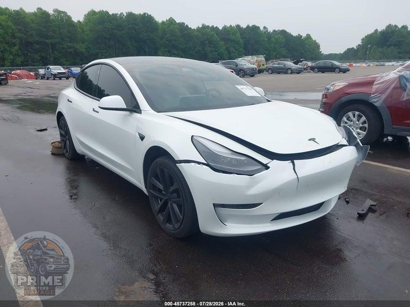 2023 TESLA MODEL 3 REAR-WHEEL DRIVE — фото 1