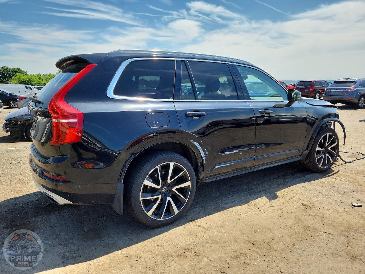 2021 VOLVO XC90 — фото 3