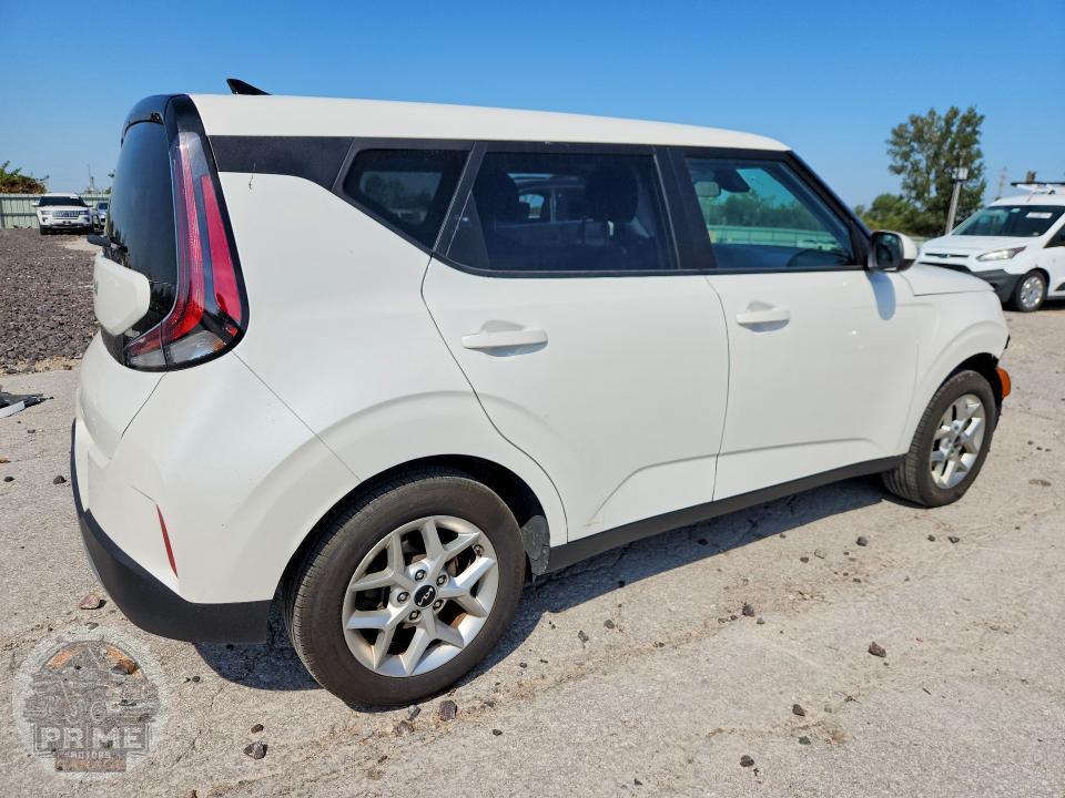 2025 KIA SOUL — фото 3