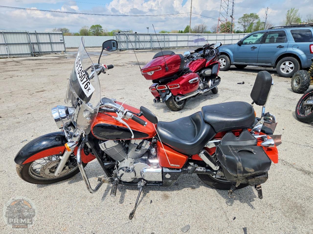 2006 HONDA VT750 — фото 3