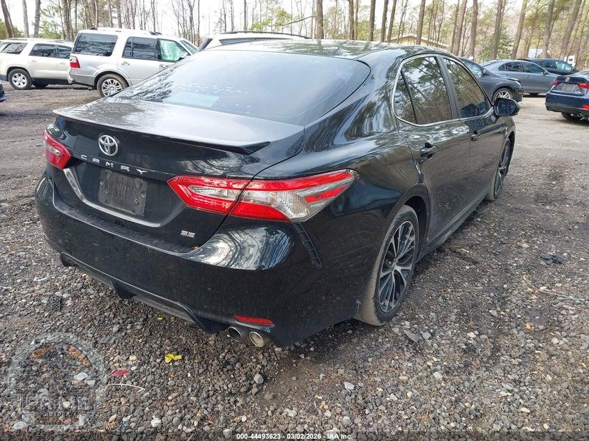 2018 TOYOTA CAMRY SE — фото 4