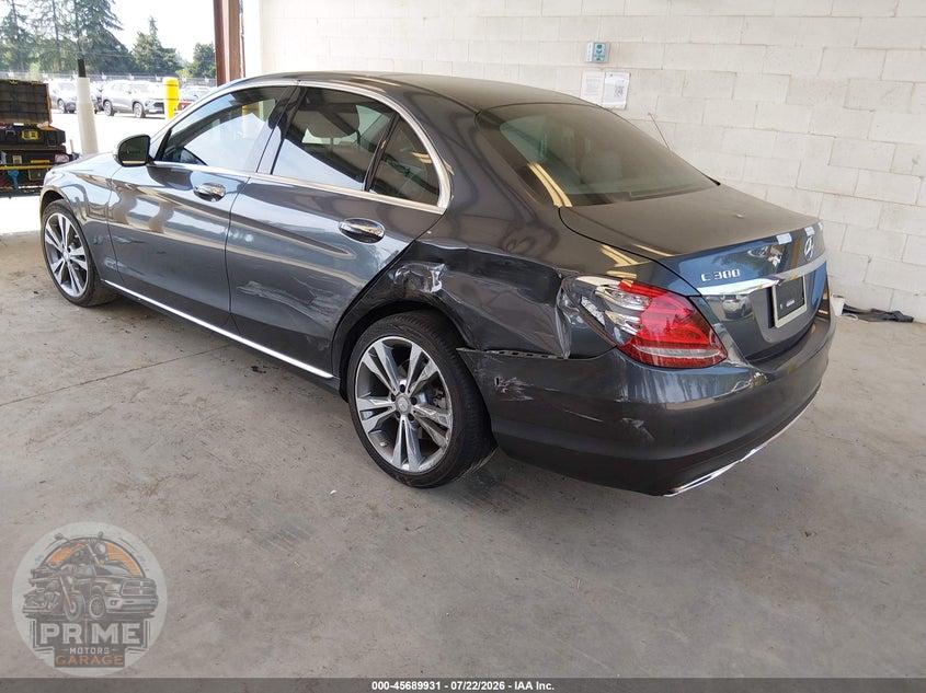 2015 MERCEDES-BENZ C 300 — фото 3