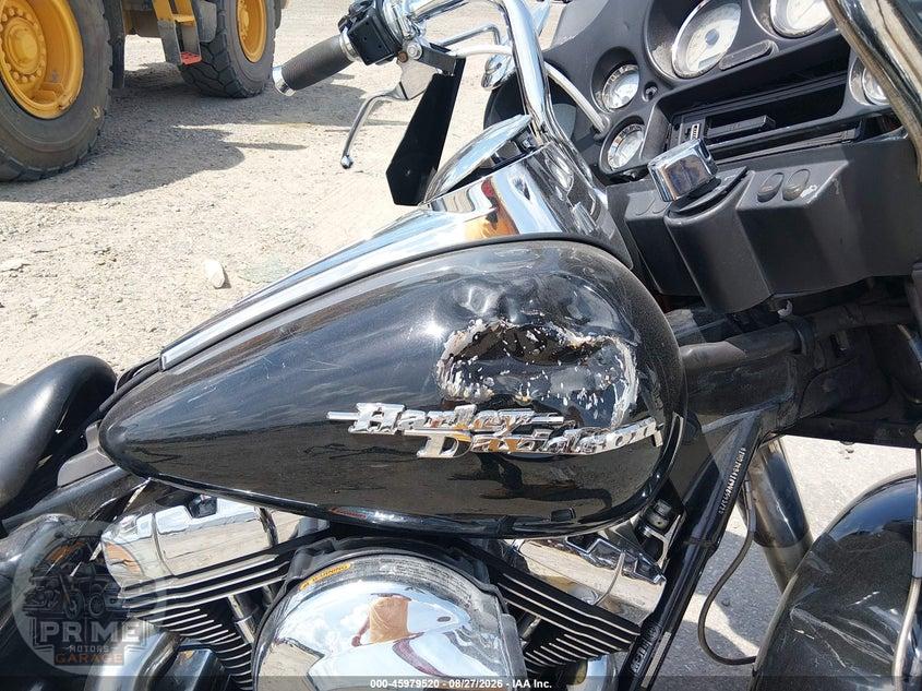 2009 HARLEY-DAVIDSON FLHX (STREET GLIDE) — фото 17