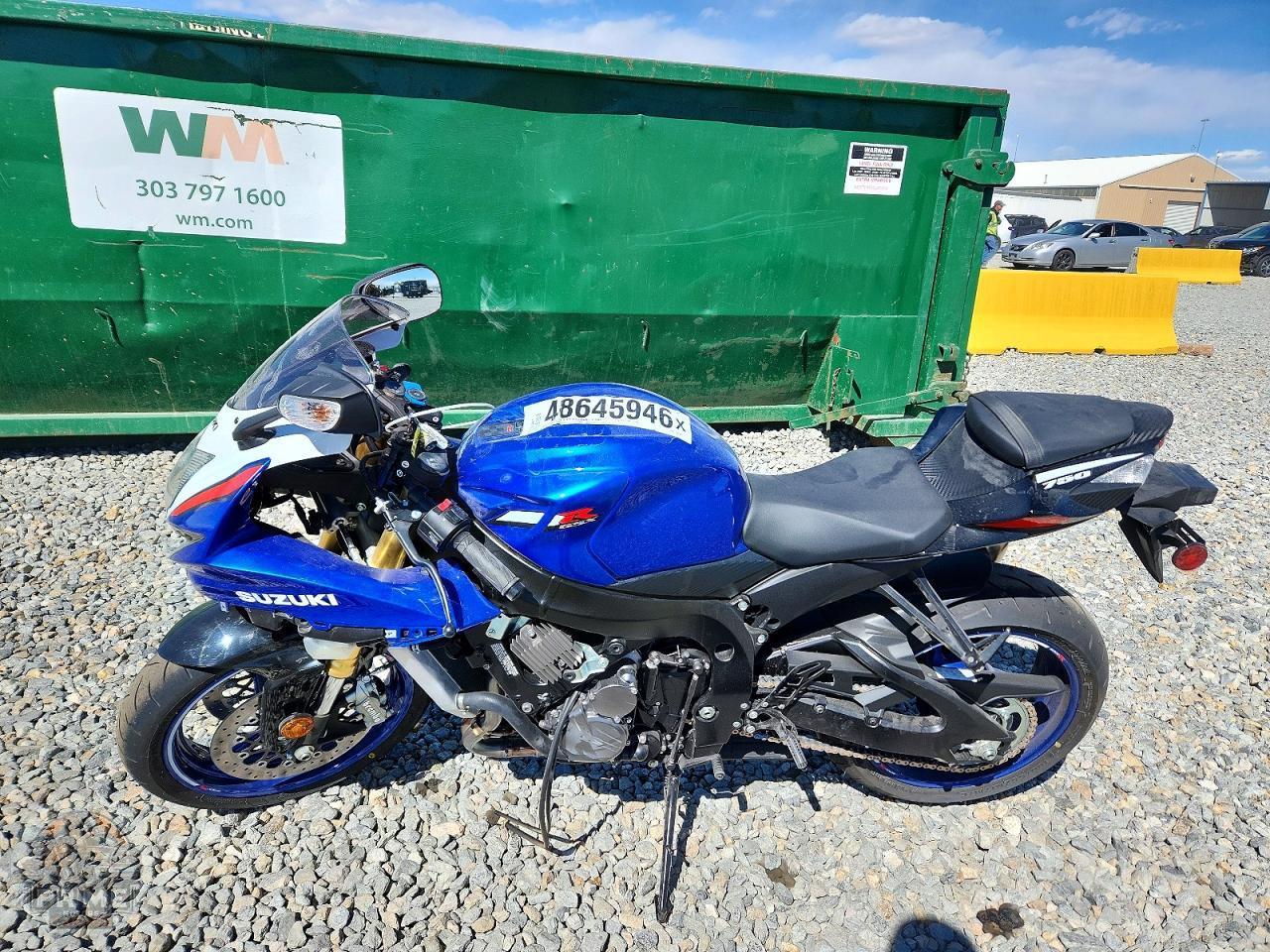 2026 SUZUKI GSX R750 — фото 3
