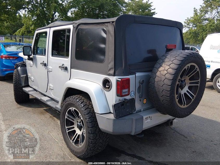2012 JEEP WRANGLER UNLIMITED SAHARA — фото 3