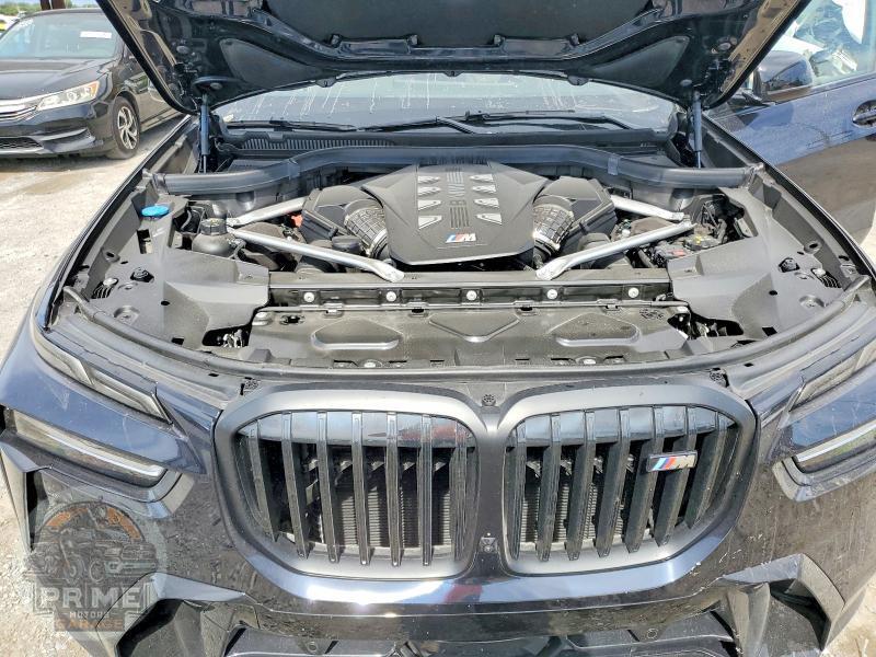 2025 BMW X7 — фото 12