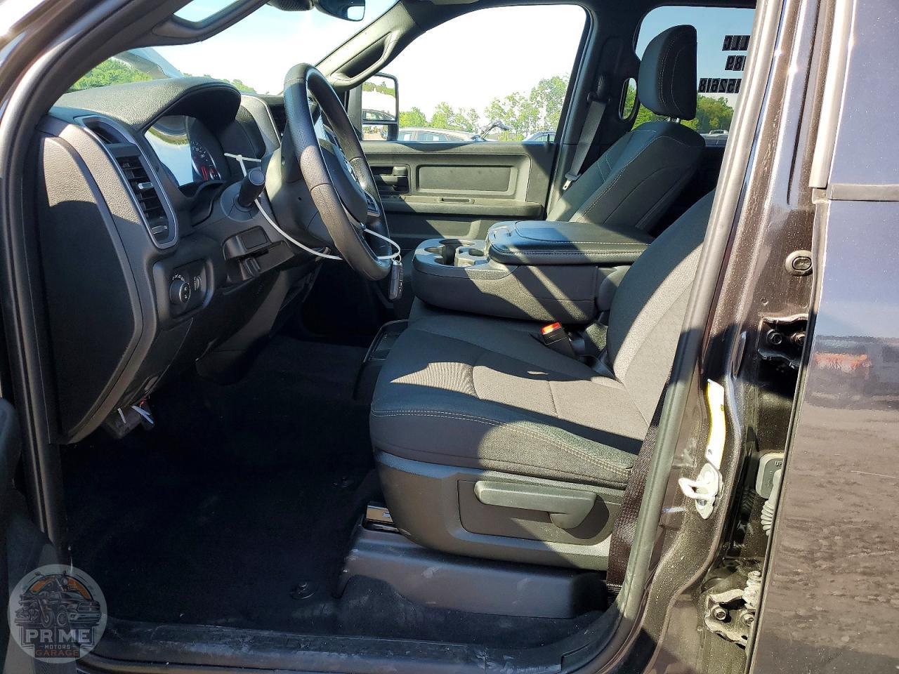 2026 RAM 3500 — фото 7