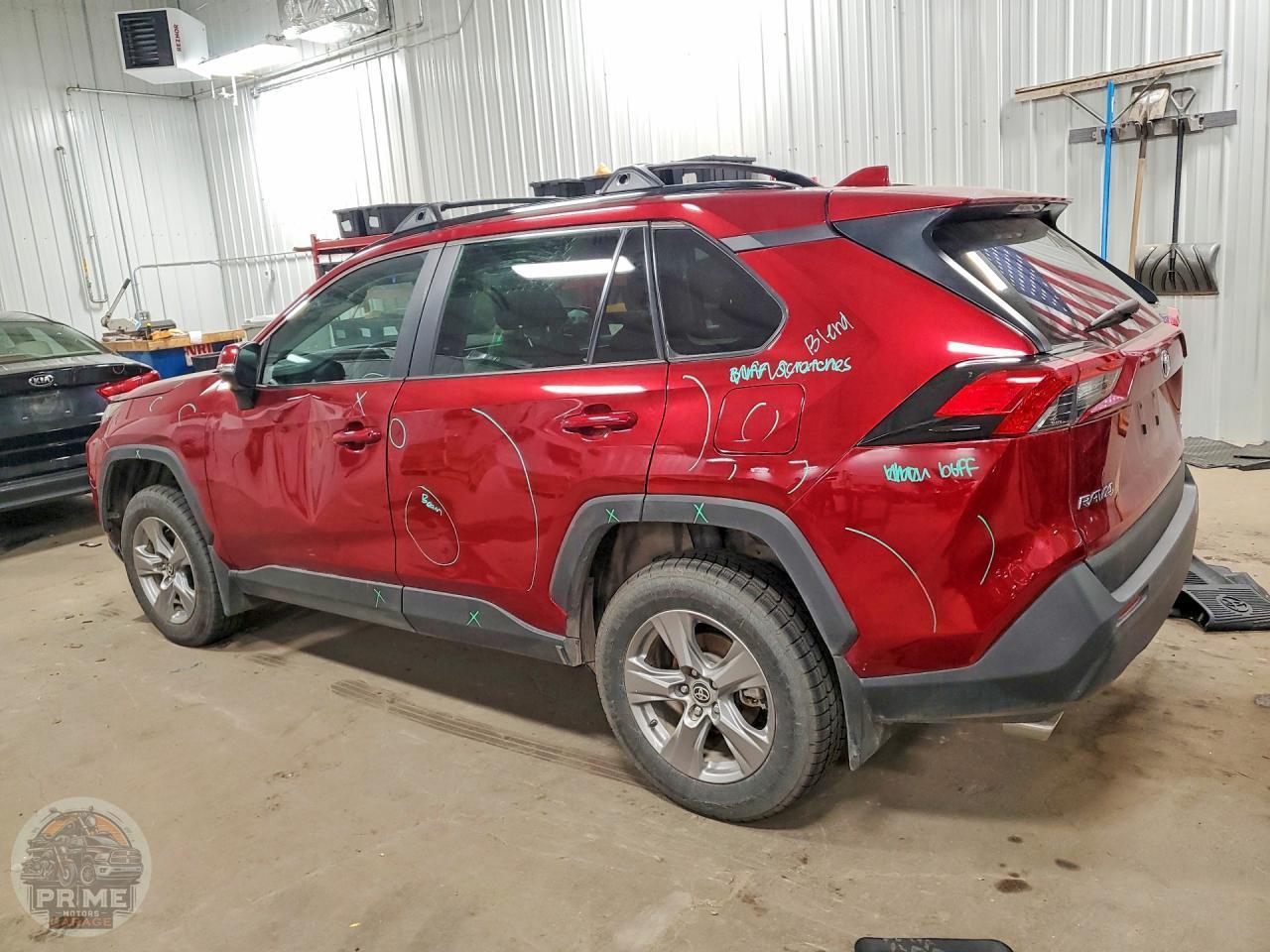 2025 TOYOTA RAV4 — фото 2