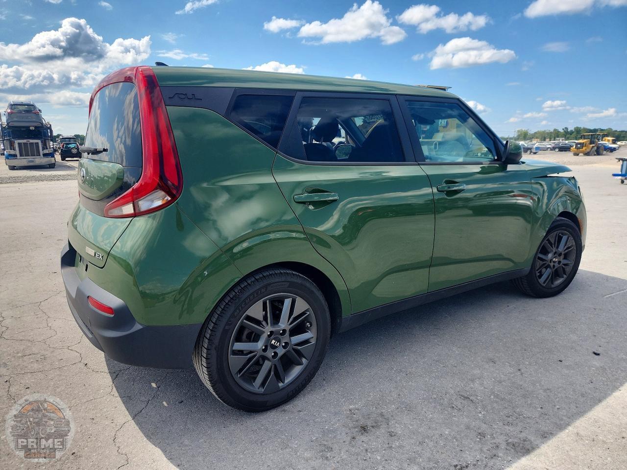 2021 KIA SOUL — фото 3