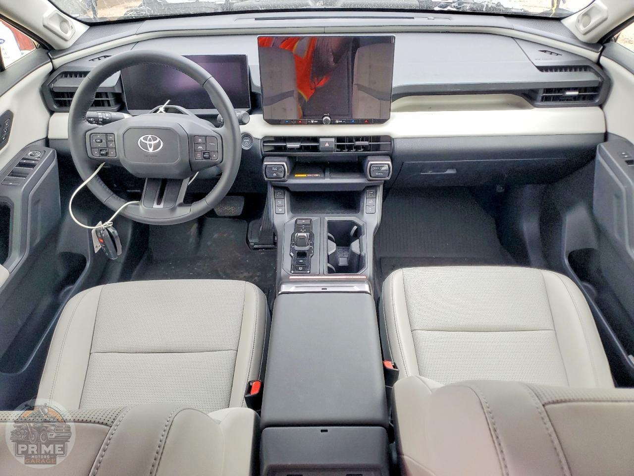 2026 TOYOTA RAV4 — фото 8