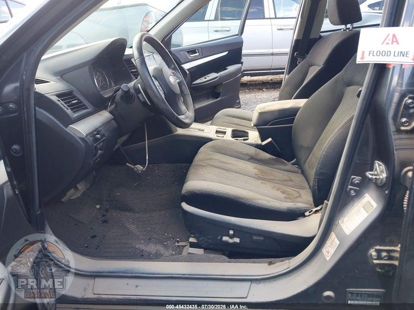 2013 SUBARU LEGACY 2.5I PREMIUM — фото 17