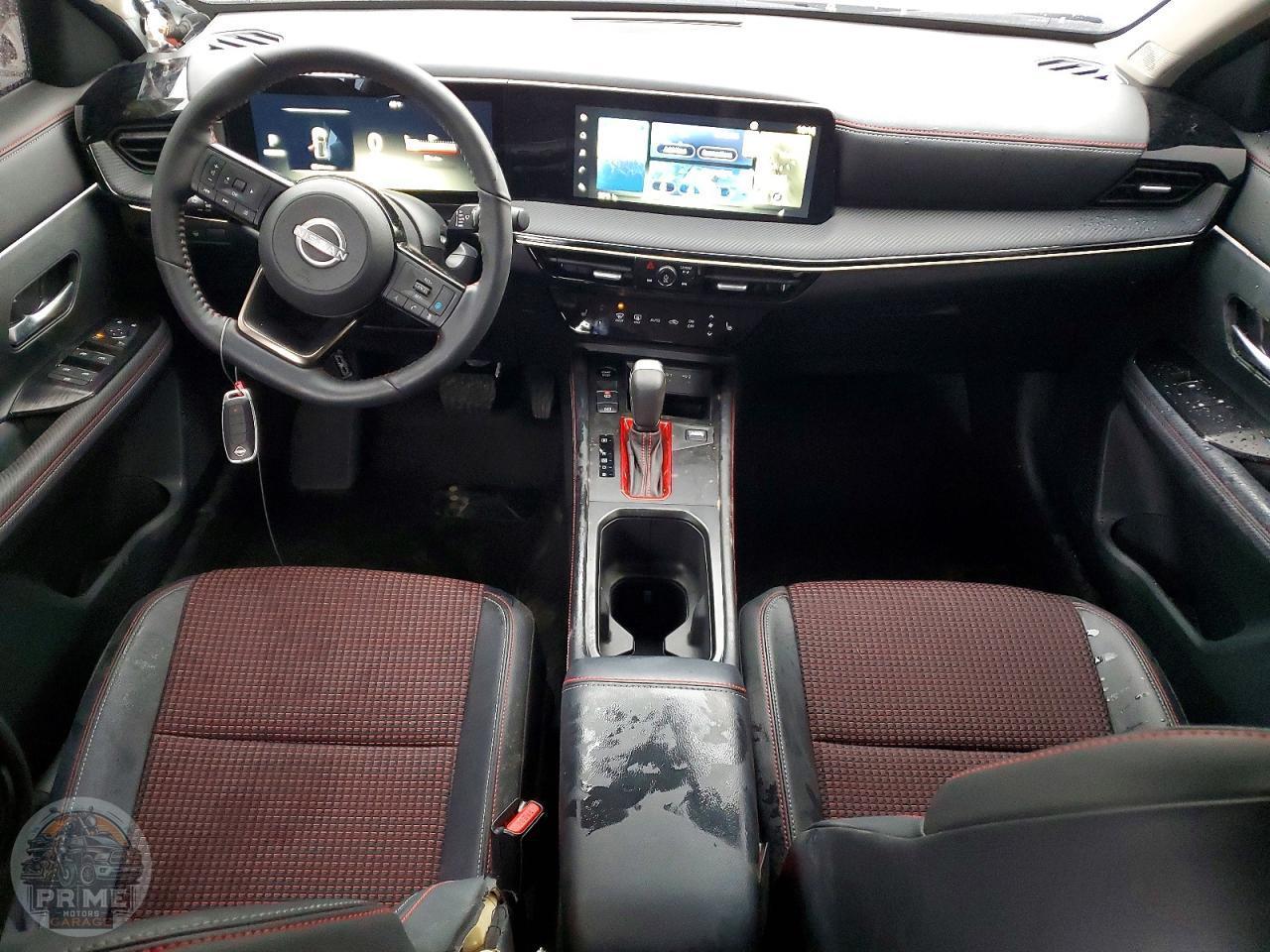 2025 NISSAN KICKS — фото 8