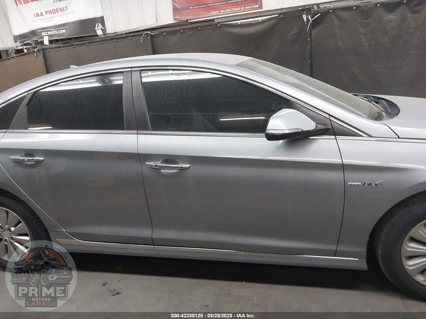 2016 HYUNDAI SONATA HYBRID SE — фото 14