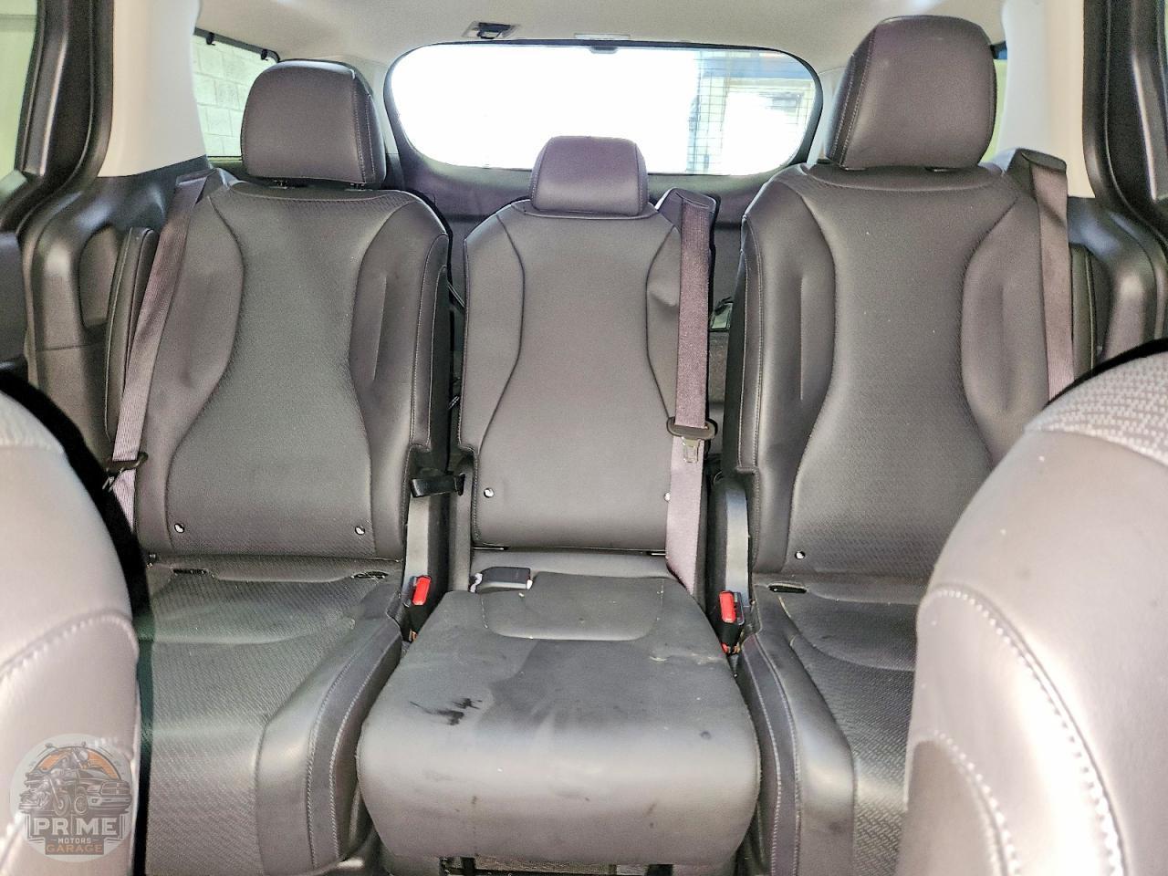 2025 KIA CARNIVAL — фото 9