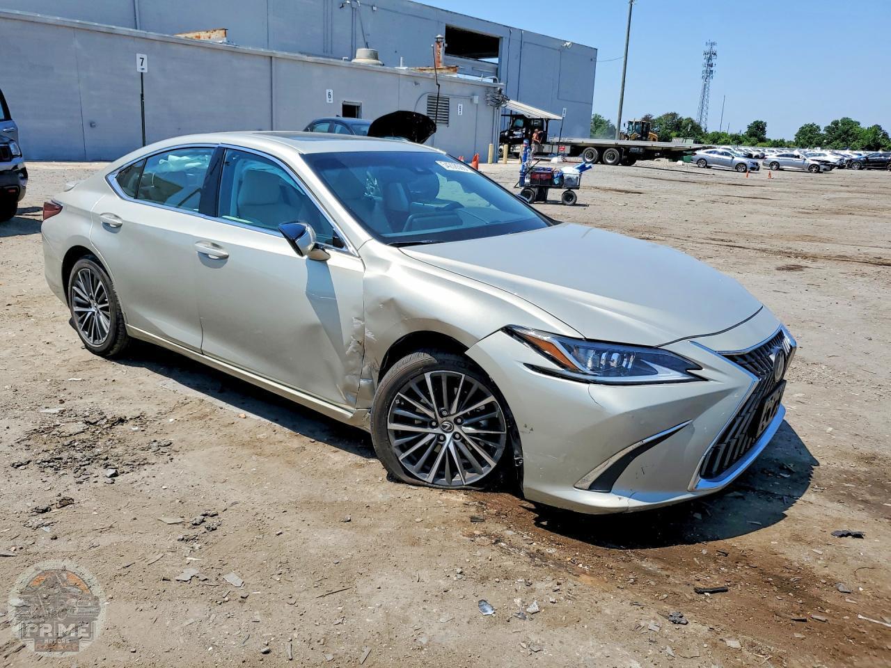 2025 LEXUS ES — фото 4