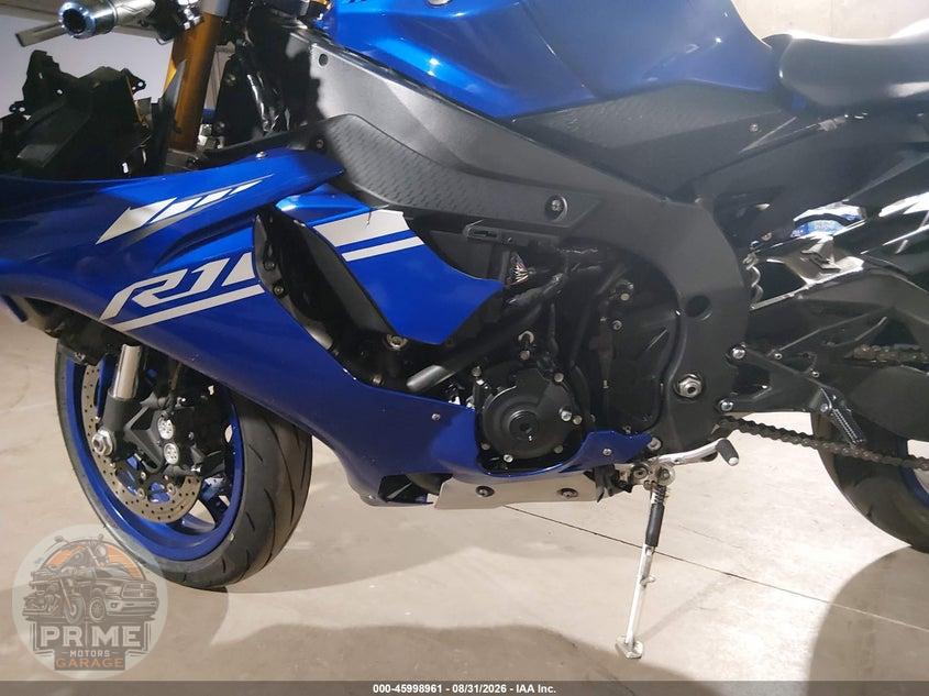 2017 YAMAHA YZFR1 — фото 9