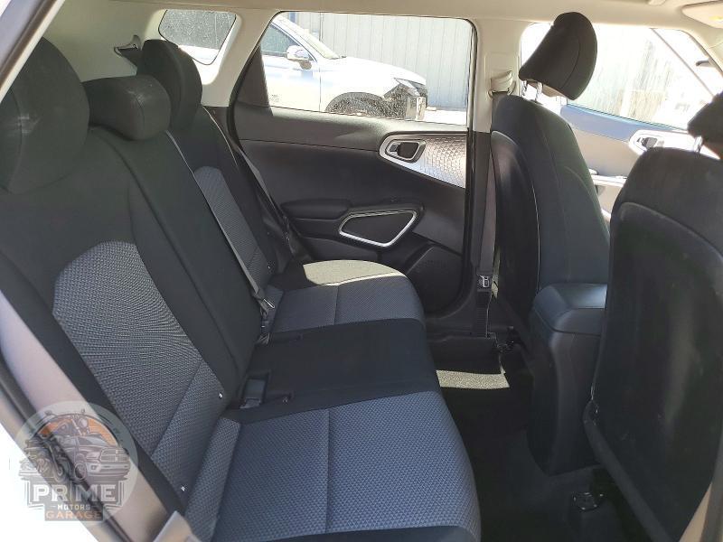 2023 KIA SOUL — фото 10