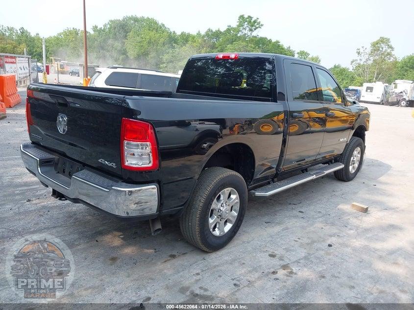 2024 RAM 2500 BIG HORN  4X4 6'4 BOX — фото 4