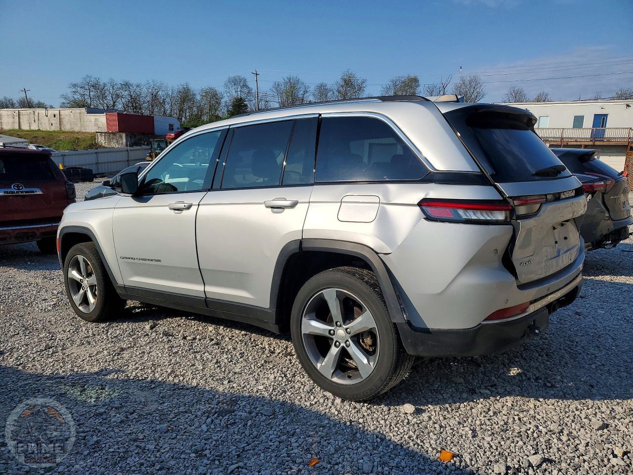 2022 JEEP GRAND CHEROKEE — фото 2