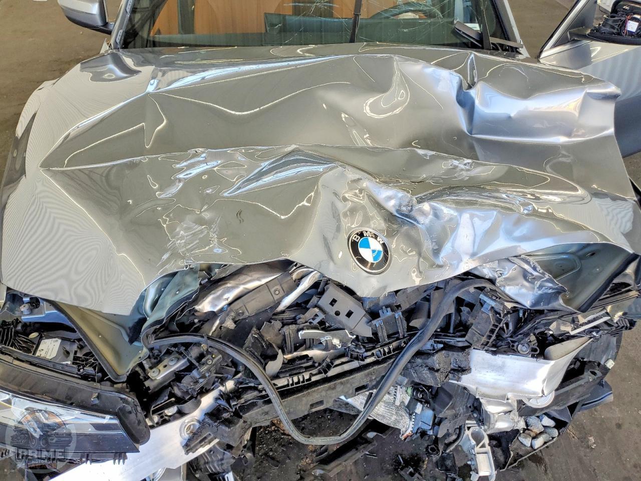 2025 BMW 3 SERIES — фото 9