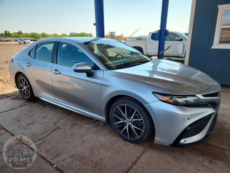 2021 TOYOTA CAMRY — фото 4