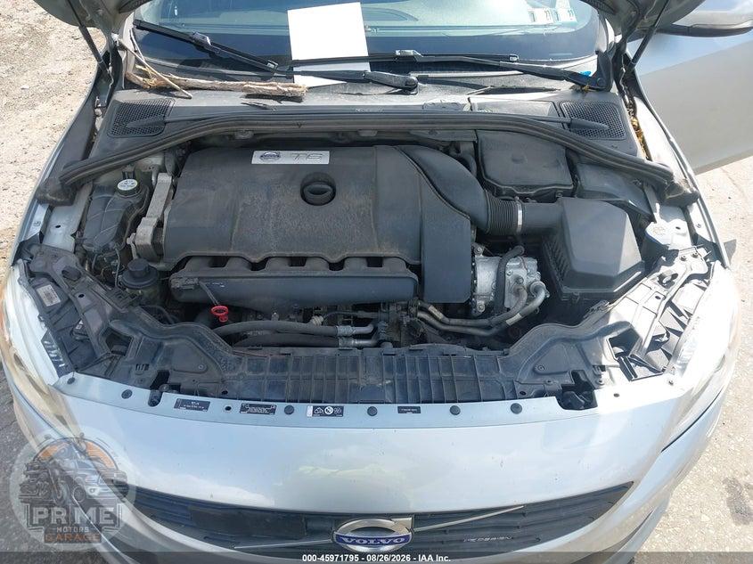 2015 VOLVO V60 T6 R-DESIGN PLATINUM — фото 10