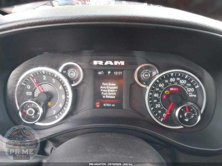 2023 RAM 1500 BIG HORN  4X4 6'4 BOX — фото 7