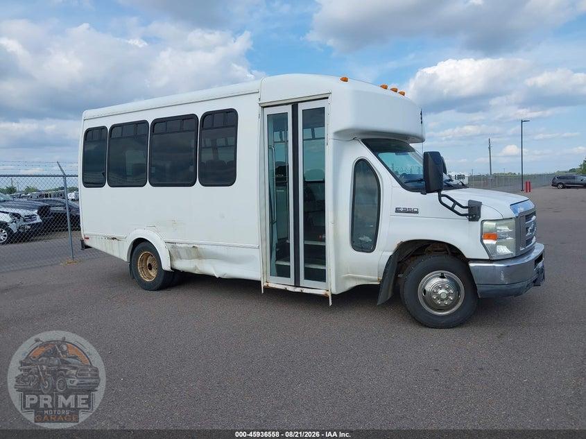 2011 FORD E-350 CUTAWAY — фото 13