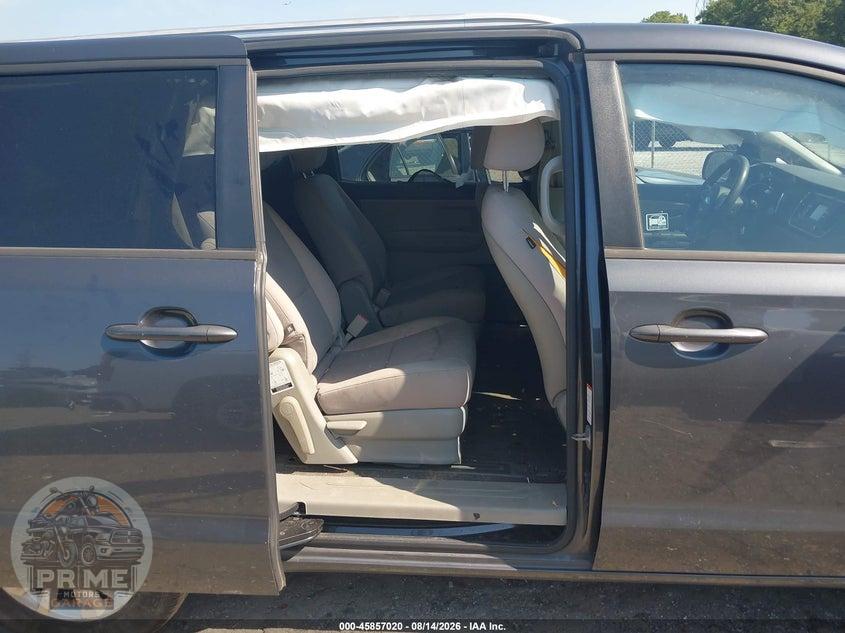 2016 KIA SEDONA LX — фото 8