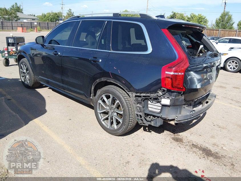 2017 VOLVO XC90 T6 MOMENTUM — фото 3