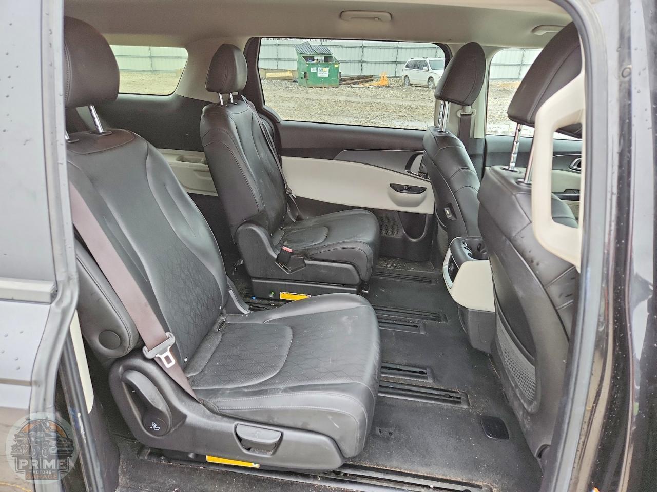 2022 KIA CARNIVAL — фото 11