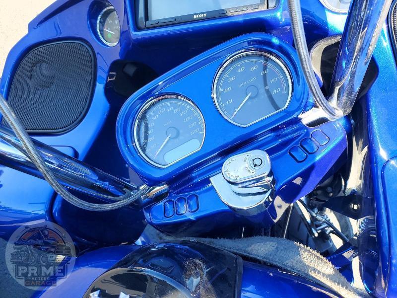 2018 HARLEY-DAVIDSON FLTRU (ROAD GLIDE ULTRA) — фото 7