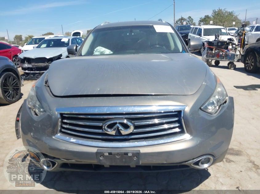 2015 INFINITI QX70 — фото 12