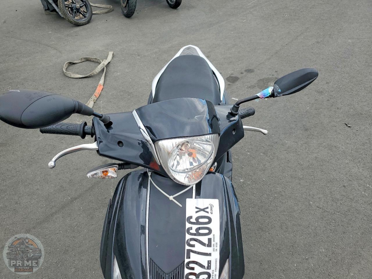 2015 PIAGGIO BV — фото 5