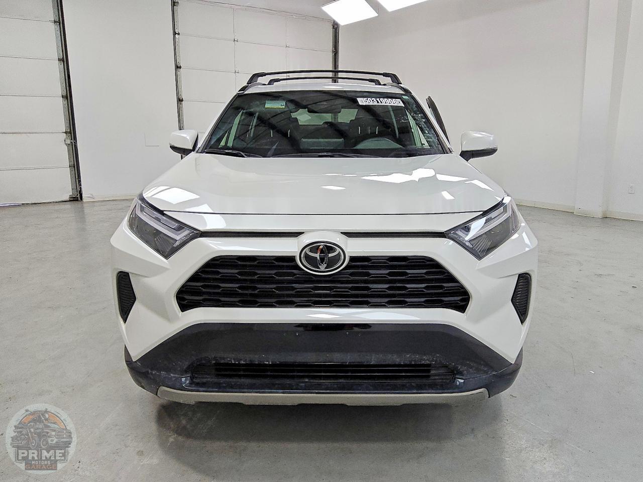 2025 TOYOTA RAV4 — фото 5