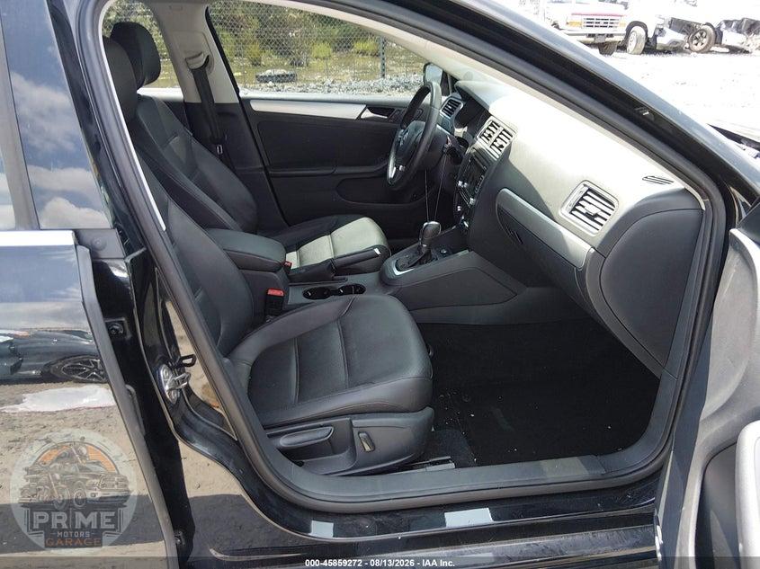 2014 VOLKSWAGEN JETTA 1.8T SE — фото 5