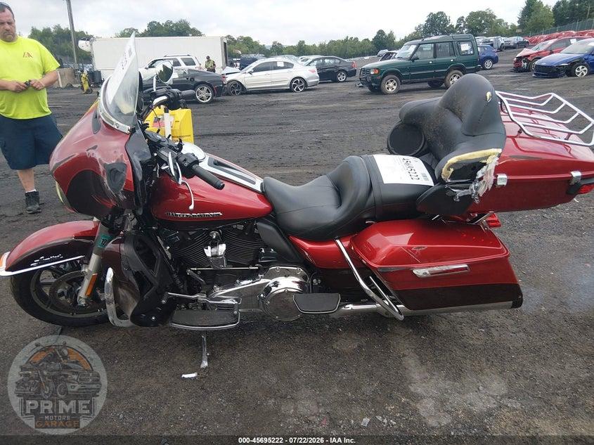 2018 HARLEY-DAVIDSON FLHTK (ULTRA LIMITED) ULTRA LIMITED — фото 13