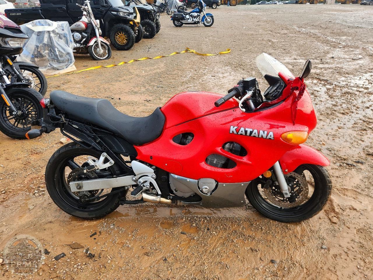 2005 SUZUKI GSX750 — фото 1
