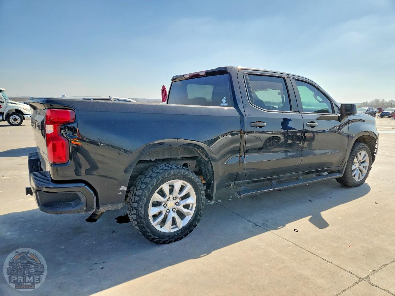 2021 CHEVROLET SILVERADO — фото 3